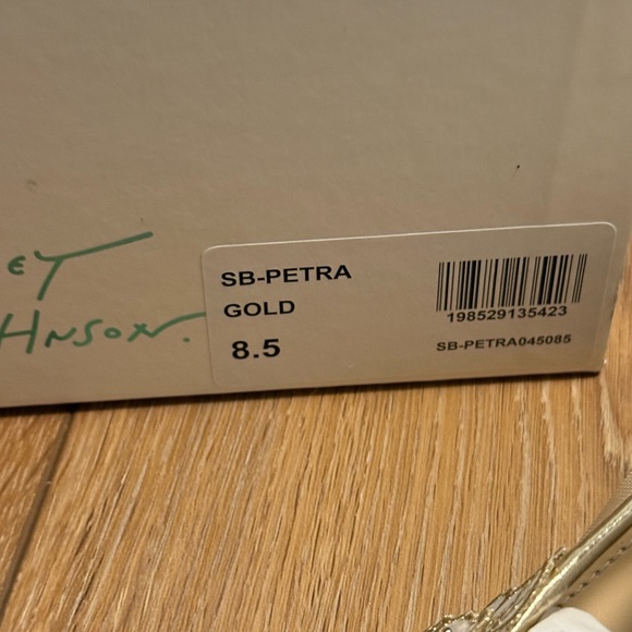 Betsey Johnson Petra heels - Picture 3 of 5